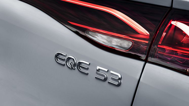 Mercedes-AMG EQE SUV