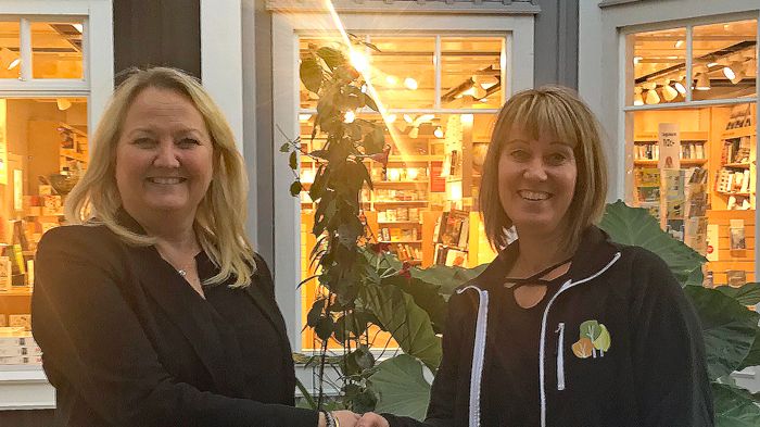 Christina Skoog, VD Skoogs Fastigheter och Annica Nyberg, ägare Annicas Handelsträdgård 