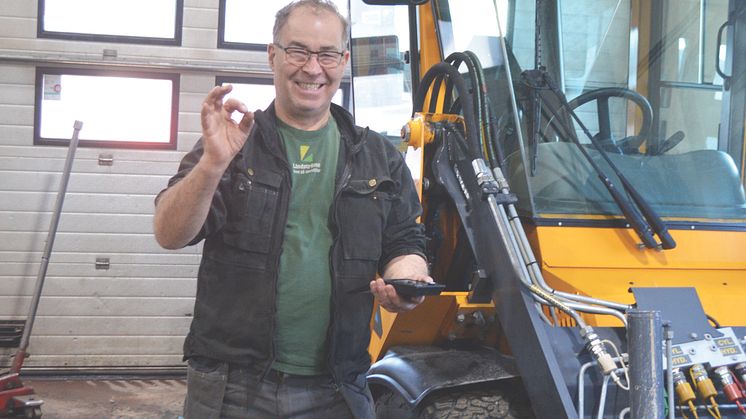 Micke Sandgren med luxmätare Hagner EC-1