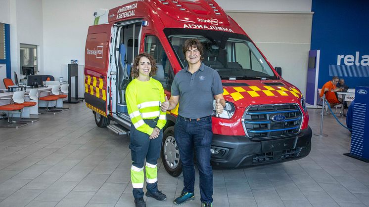 Ford E-Transit ombygget til ambulance.