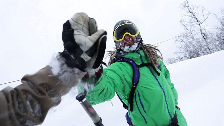 Kaj Zackrisson kjør champagnepudder i Hemsedal!