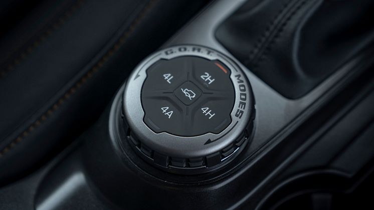 2023_FORD_BRONCO_BADLANDS__INTERIOR_32