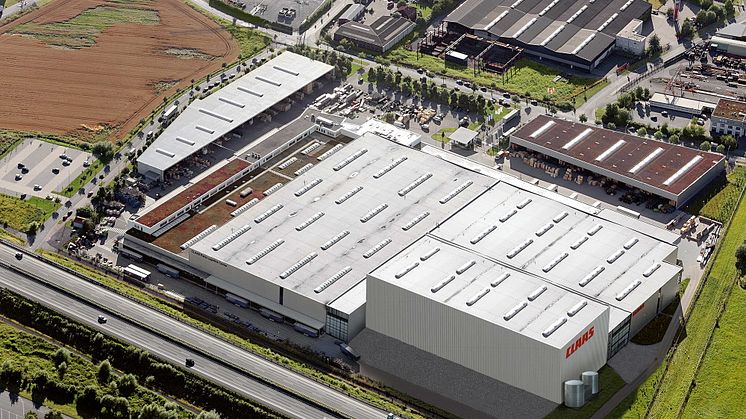 The new nigh-bay warehouse towers above the previous building by almost 15 meters.