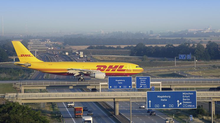 DHL Express -  flygplan