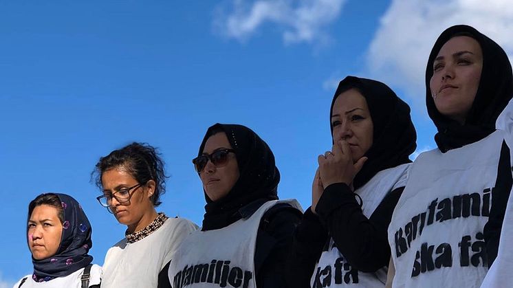 Barnfamiljer demonstrerar på Sergels torg september 2019.
