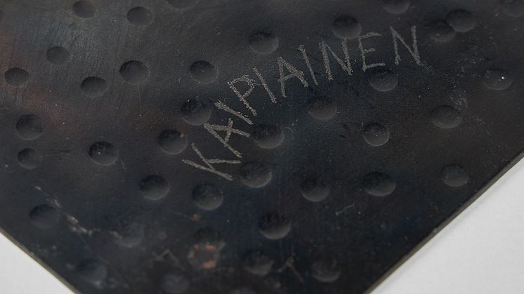 "Pärlfågel" av Birger Kaipiainen