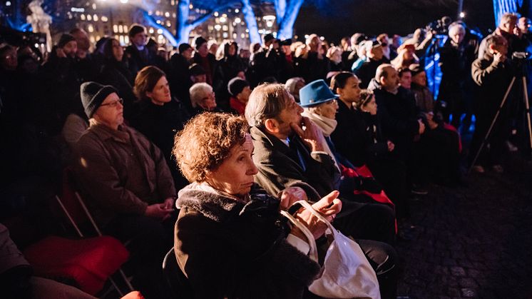 Förintelsens minnesdag. Manifestation på Raoul Wallenbergs Torg den 27 januari 2016. Foto: Juliana Wiklund.