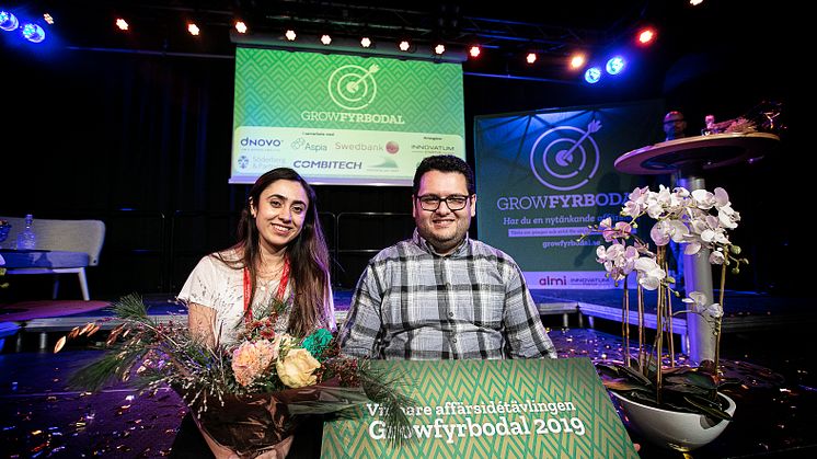 Rymdingenjören Assiye Süer och programmeraren Mohamed Najjar tog hem förstapriset med sin affärsidé VikingsVolts. Foto: Andreas Olsson