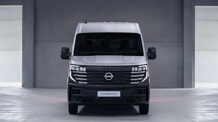 Nissan_Interstar_PK_EV_High_009