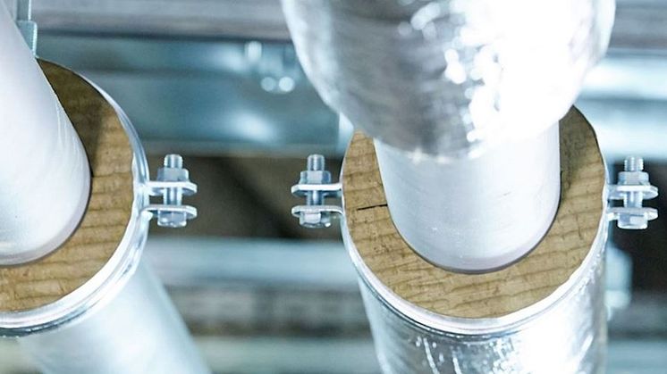 TECLIT Hanger från ROCKWOOL. Marknadens första distansrörskål i stenull.