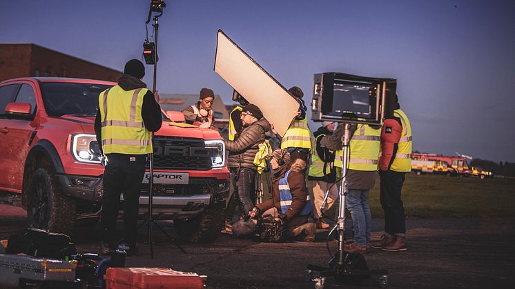 raptor_behind_the_scenes_dusk_lighting