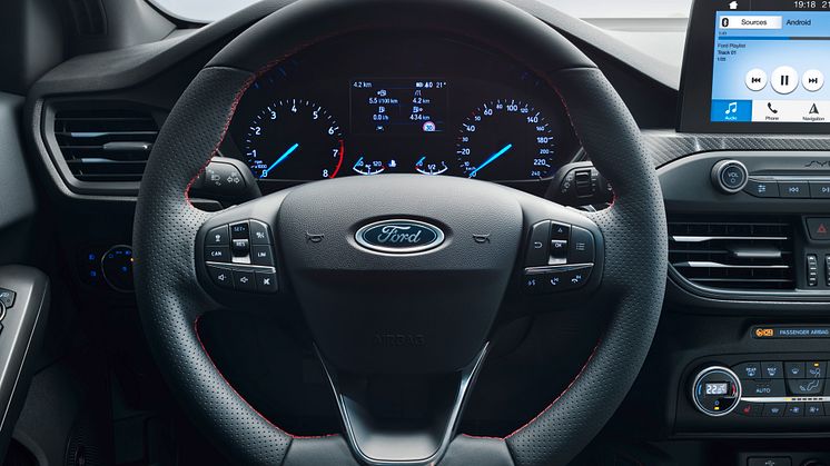 Ny Ford Focus ST-Line interiør