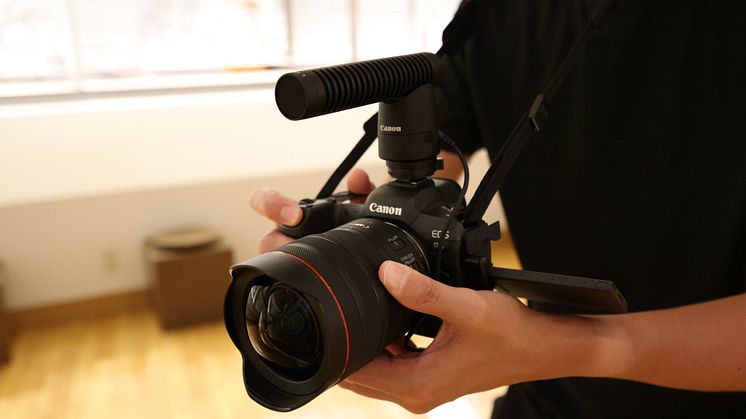 RF 10-20mm F4 L IS STM-Lifestyle-R5B_0251[1]