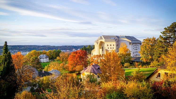 Goetheanum im Herbst (Foto: Xue Li)