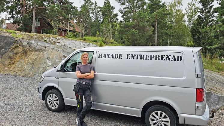 Allt fler byggfirmor som t.ex. Maxade Entreprenad inser fördelarna med naturliga, organiska och klimatvänliga material i byggprocesserna för en hållbar och klimatsmart framtid både när det gäller byggande men även miljön i stort. 