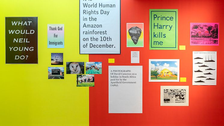 Exhibition view Jeremy Deller, Warning Graphic Content, 2021-2022