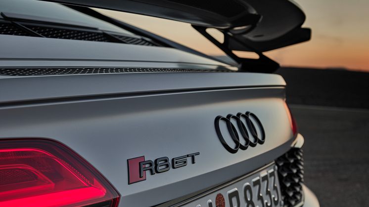Audi R8 Coupé V10 GT RWD (Suzukagrå)