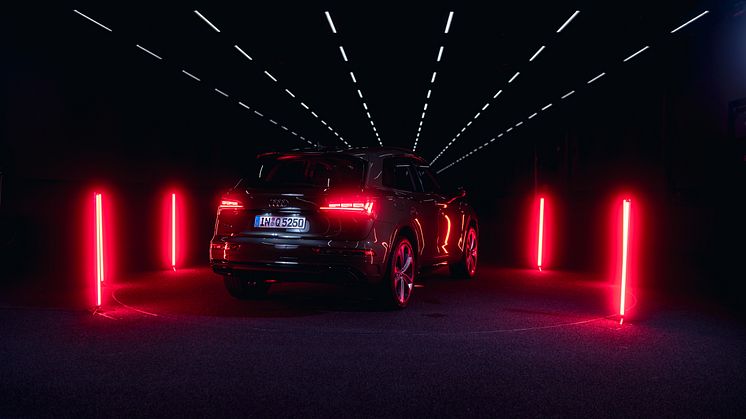 Audi Q5 with digital OLED in the Audi light channel