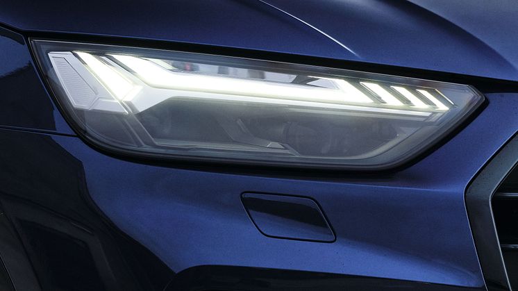 Audi Q5 (Navarreblå)