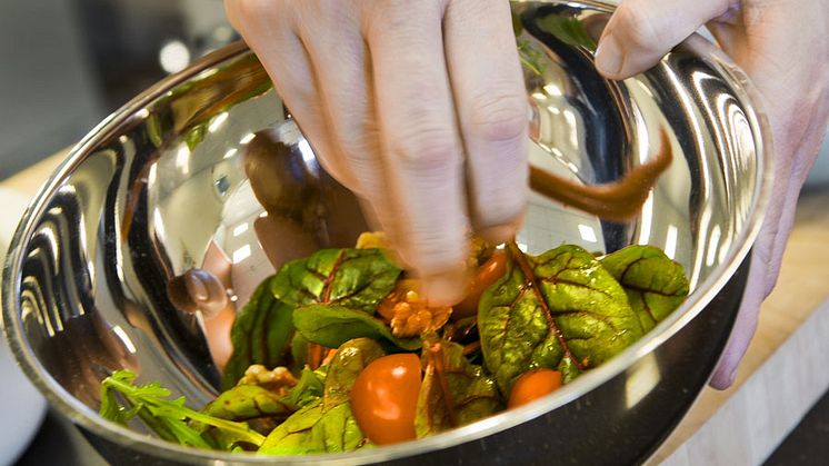 PRESSINBJUDAN Sveriges bästa skolkockar koras på GastroNord den 6 maj