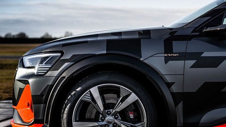Audi e-tron Sportback S i design camouflage