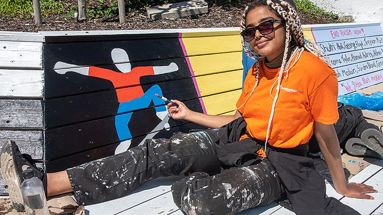 Balaqees Ali Mohamed har sommarjobbat med offentlig konst på Rymdtorget.