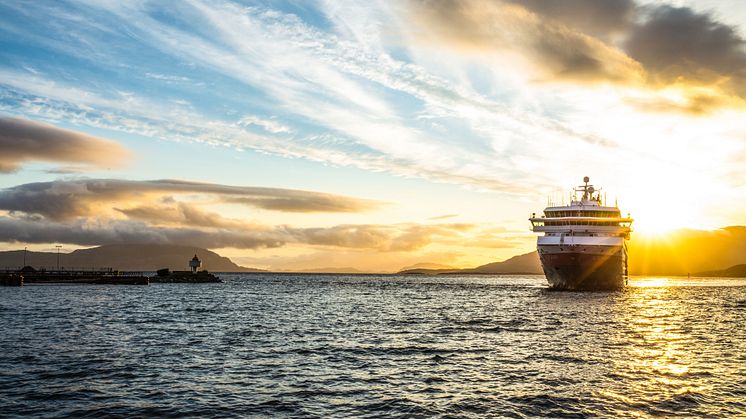 Tidenes beste år for Hurtigruten