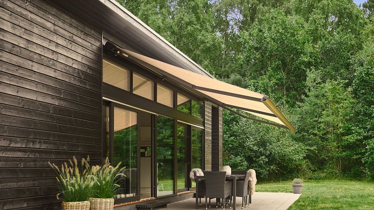 GAR-2302-1-Nordic_Shades_Markise