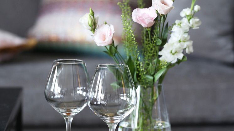 Rosefargede glass Odyssé Hadeland Glassverk