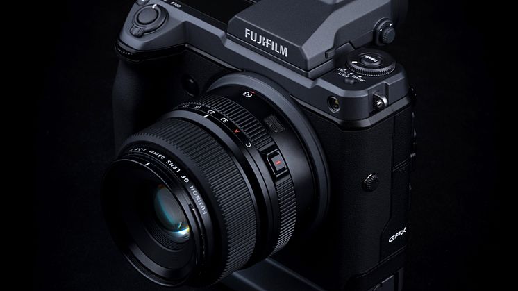 FUJIFILM GFX 100 Side high angle - Jonas Rask