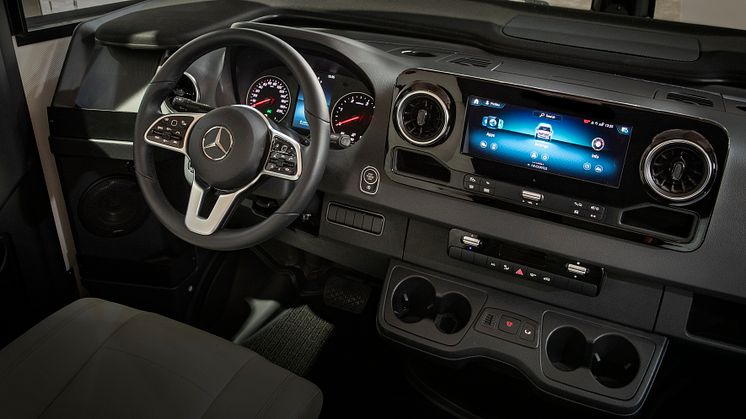 Förarmiljö i Mercedes-benz Sprinter – med MBUX