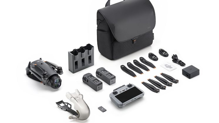 DJI Mavic 4 Pro Fly More Combo (DJI RC 2, Enhanced Transmission)_battery inserted.jpg