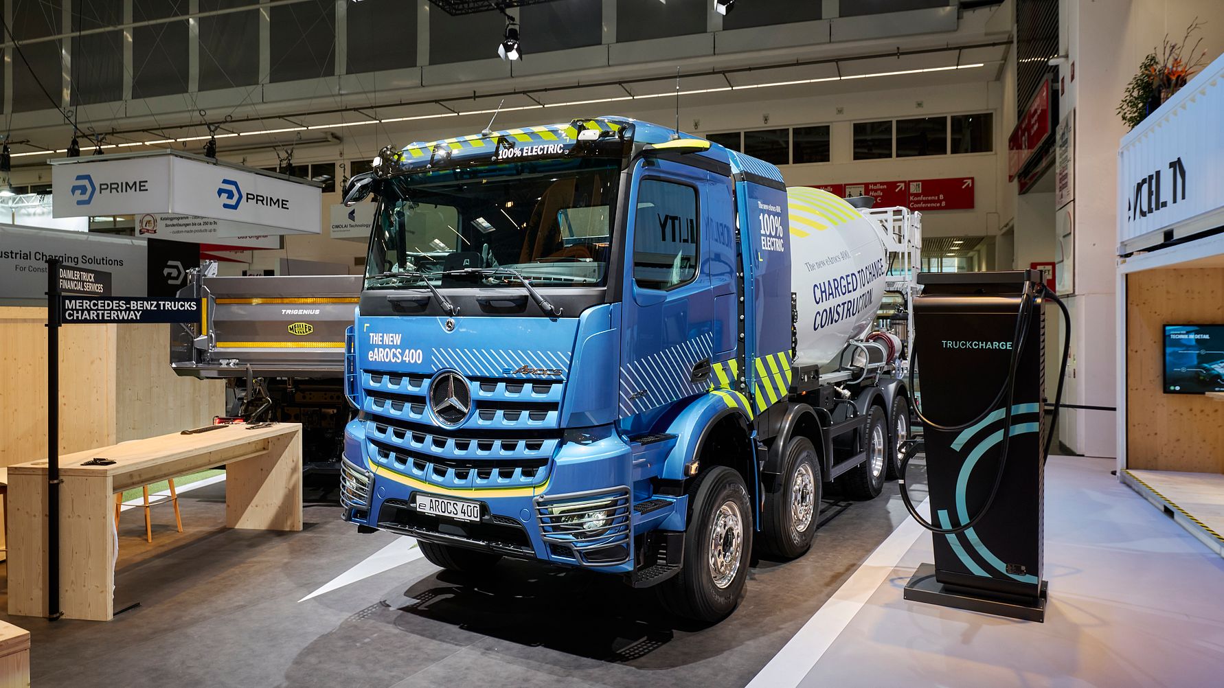 Mercedes-Benz Lastbilar presenterar eArocs 400 på bauma 2025.