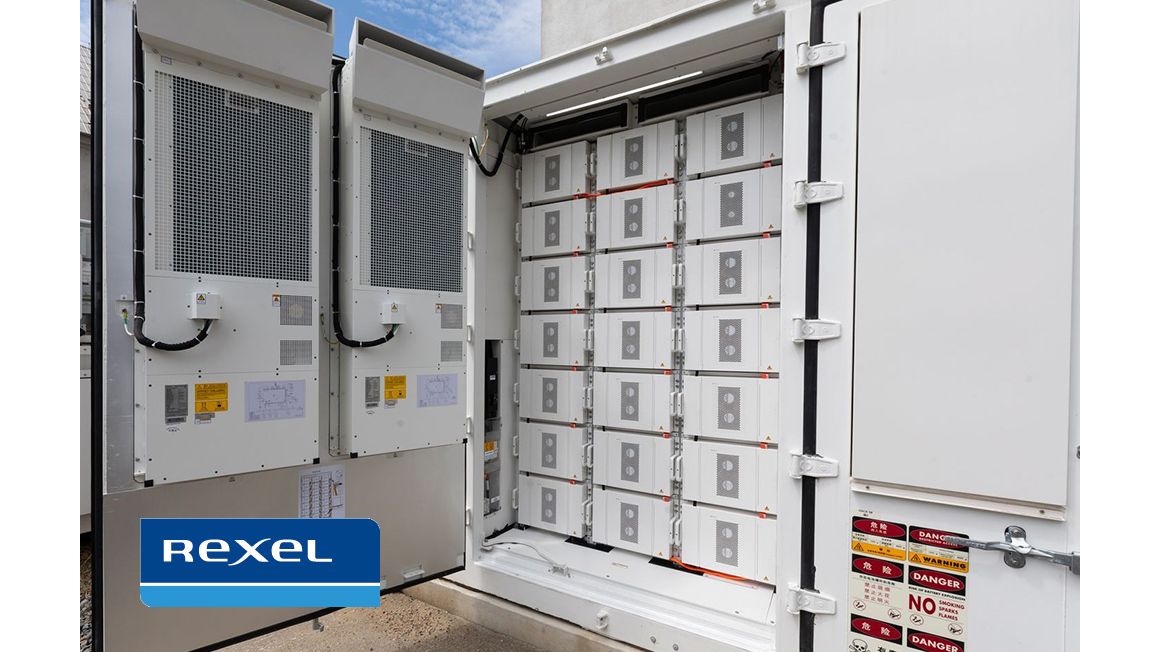 Rexel Sverige tar nu ett stort steg framåt i sin satsning på förnybar energi och distribuerar Huaweis megawatt energilager.