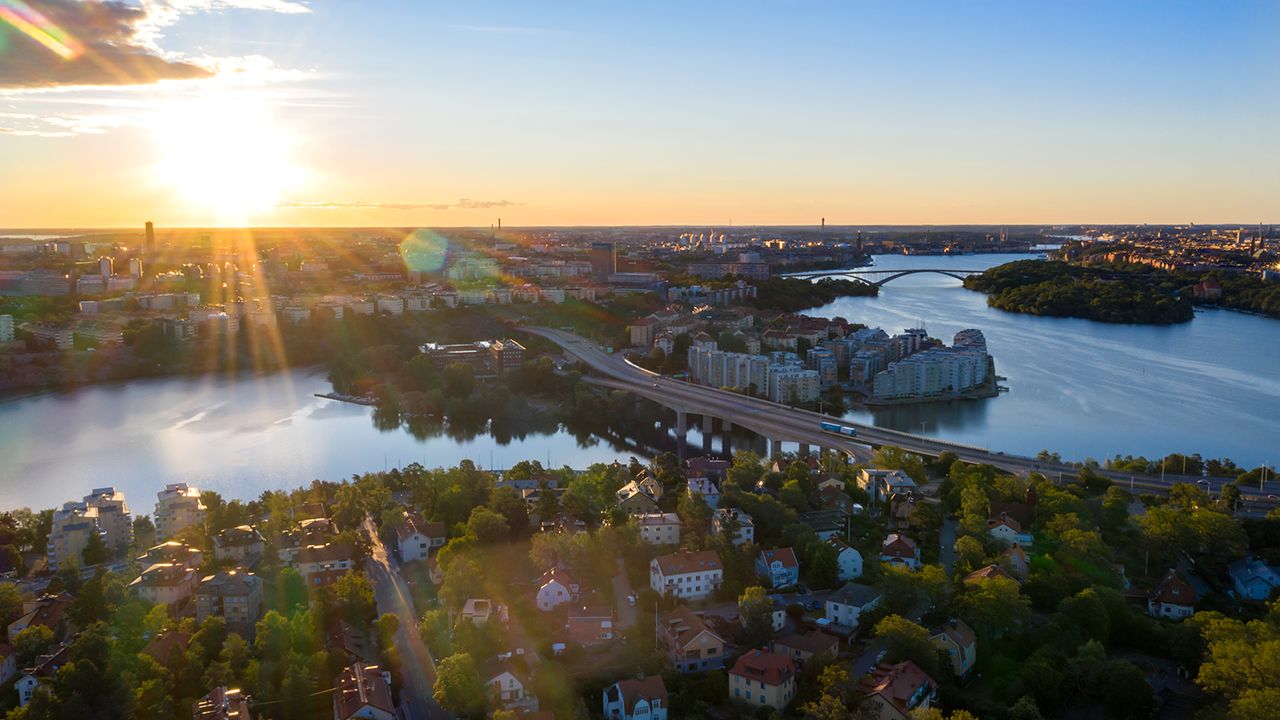 Svevia fortsätter ta hand om vägunderhållet inom driftområde Västra Södertörn som är ett av landets mest högtrafikerade.  