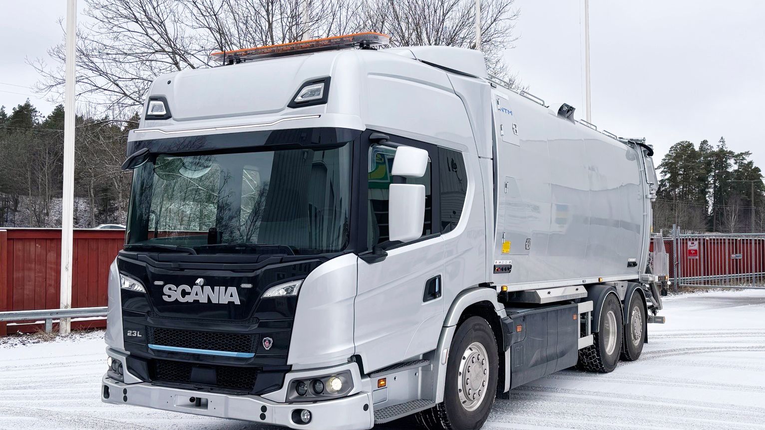 Passa på att provköra en eldriven Scania sopbil på eComExpo den 3-4 april