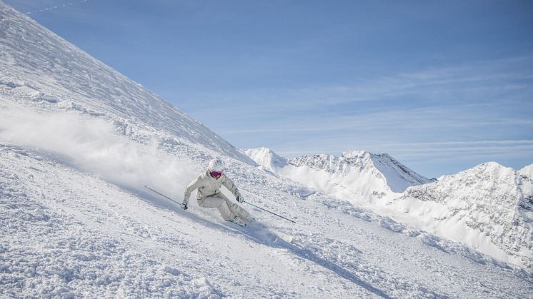 Skifahren im Frühling: Die schönste Zeit für Wintersportler | Bildcredit ©MirjaGeh