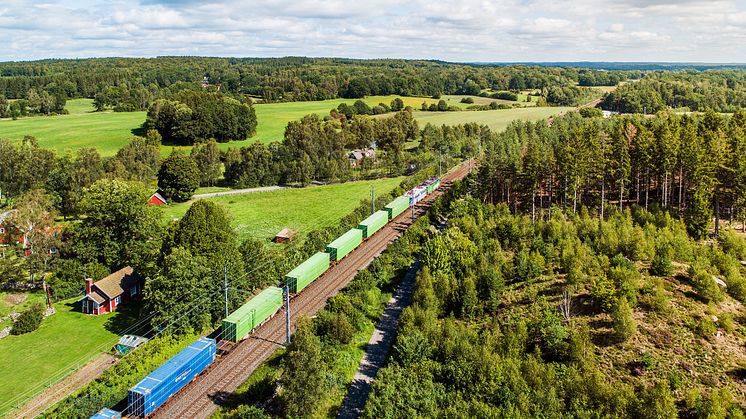 Förbättrat organiskt rörelseresultat i andra kvartalet