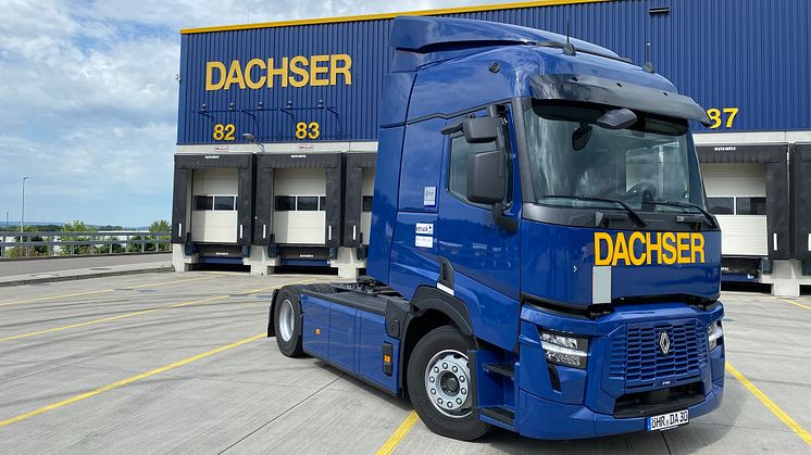 DACHSER nimmt 15 E-Lkw von Renault Trucks in Betrieb
