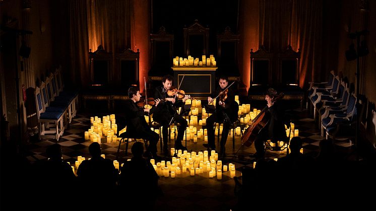 Camerata Nordica Chamber Ensemble i en Candlelight Concert