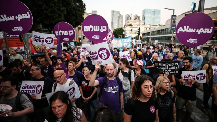 Demonstration med Standing together i Tel Aviv.