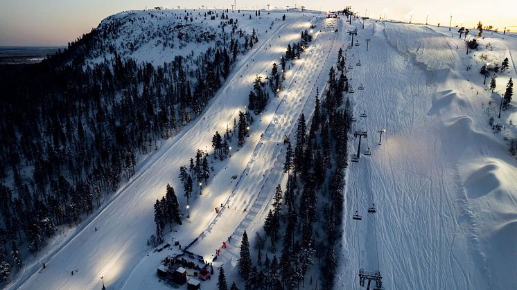 Den fina men utmanande puckeln på Idre Fjäll möter 240 meter och lutar 27 grader. En av de tuffare på världscupen.
