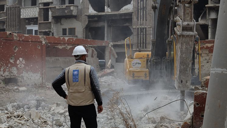 Den över 13 år långa konflikten i Syrien har lett till enorm förstörelse, kostat över 618 000 människoliv och drivit en halv befolkning på flykt. Foto: UNDP Syrien