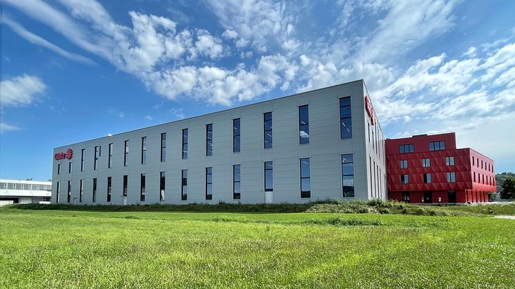 Der neue Glatz Unternehmenssitz in Frauenfeld, Schweiz, vereint auf über 8.000 Quadratmetern alle Bereiche – von der Entwicklung und Produktion über die Näherei bis zum repräsentativen Schulungszentrum.