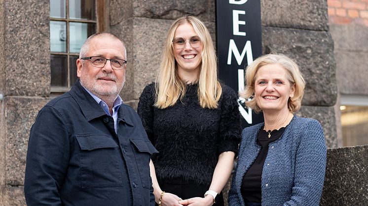 från vänster Michael Sandström, konsult XLENT. Sofie Antfolk, konsult XLENT och tidigare student på Nackademin. Astrid Westfeldt Corneman, vd Nackademin.