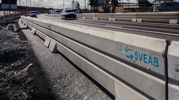 SVEAB utför ombyggnation av Väg 77 mellan Uppsala länsgräns och Eknäs