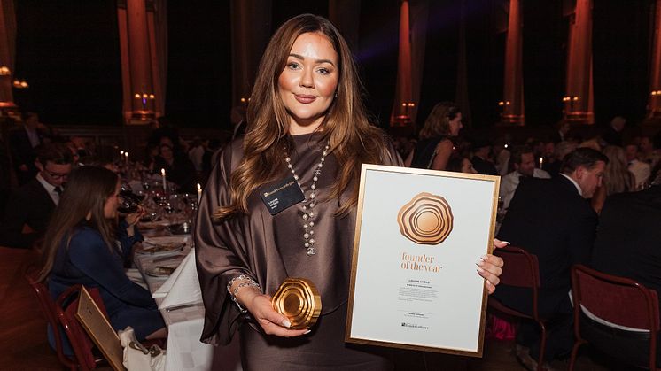 Louise Sköld, founder of  "Big Hair - Big Dream" (BHBD), received the Growth Rings in Gold for the global award Founder of the Year category Small Size Companies at the Founders Awards Gala held at Nalen in Stockholm on September 19.