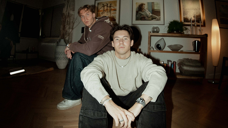 Det norska popfenomenet Søte og Rare Gutter till Grönan Live!