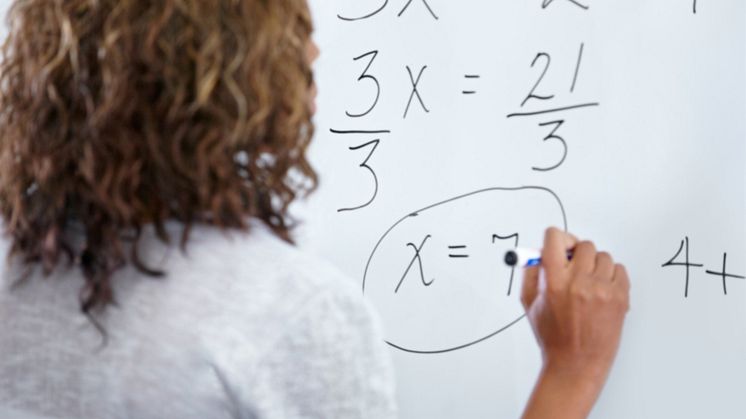 Matematik har identifierats som det ämne som har störst påverkan på elevernas möjlighet att uppnå gymnasiebehörighet. 