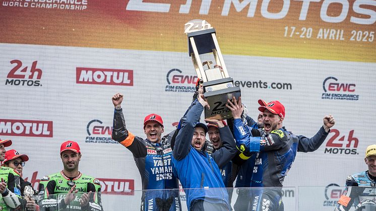 激闘を制して開幕戦を勝利、タイトル奪還に向け好スタートを切った#7 YART Yamaha